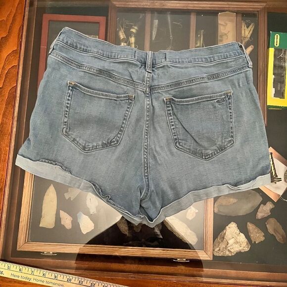 Hollister Size 17 Jean Shorts 31 Waist - Picture 5 of 8